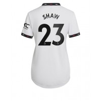 Fotbalové Dres Manchester United Luke Shaw #23 Dámské Venkovní 2022-23 Krátký Rukáv